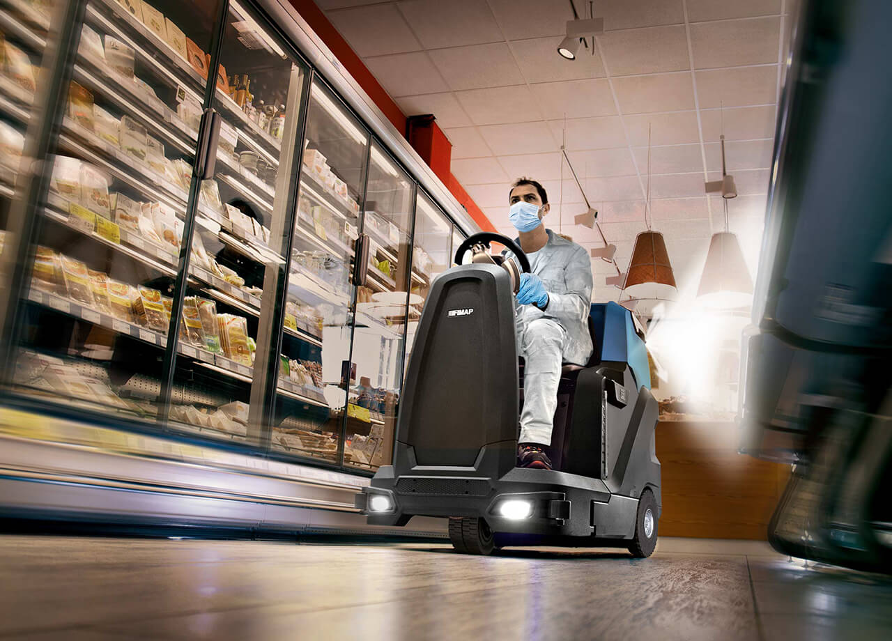 MMG Plus Scrubbing Machine Cleaning Grocery Shop Floor